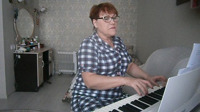 118.=Желаю семь цветов=. Сл. А. Зенцов,, муз.и исп. Л. Сычугова.