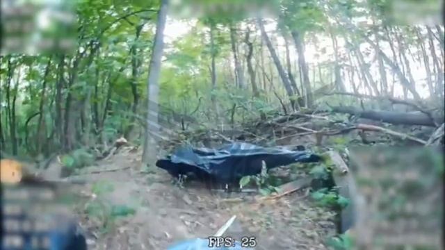 Сумское направление  16.05.2025 г. Вблизи н.п. Садки Сумской области пилот залетел вглубь позици...