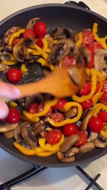 Шампиньоны с сыром