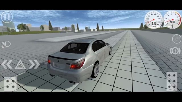 Обзор машины BMW M5 E60 в Simple car crash.