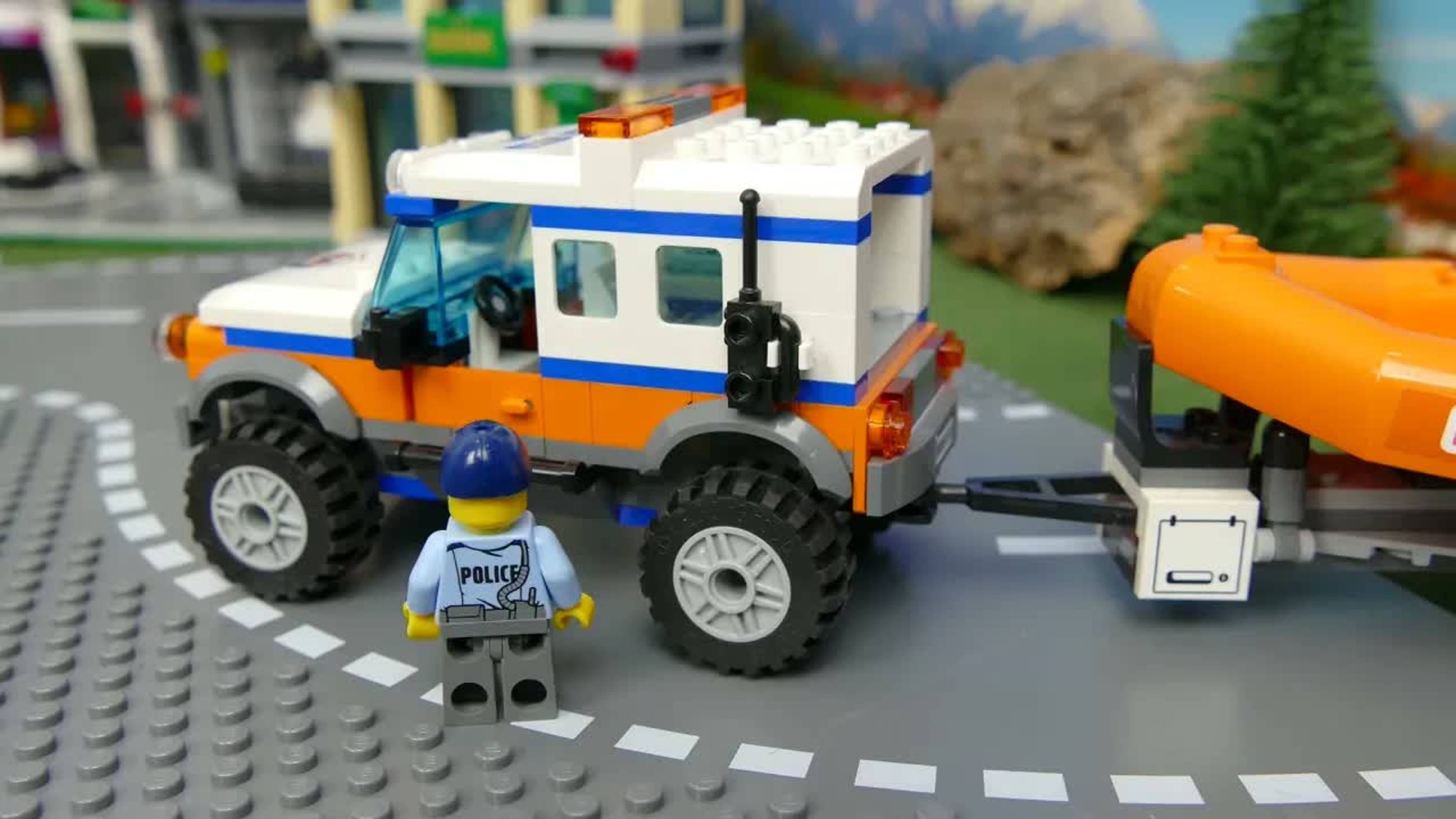 Экспериментальная полицейская машина Lego. Мультфильм для детей и малышей
