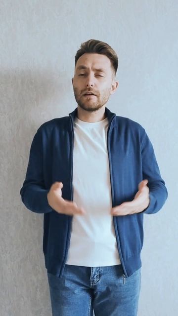Максим Сентяков - В стакане завершает жизнь сирень... (стихотворение)