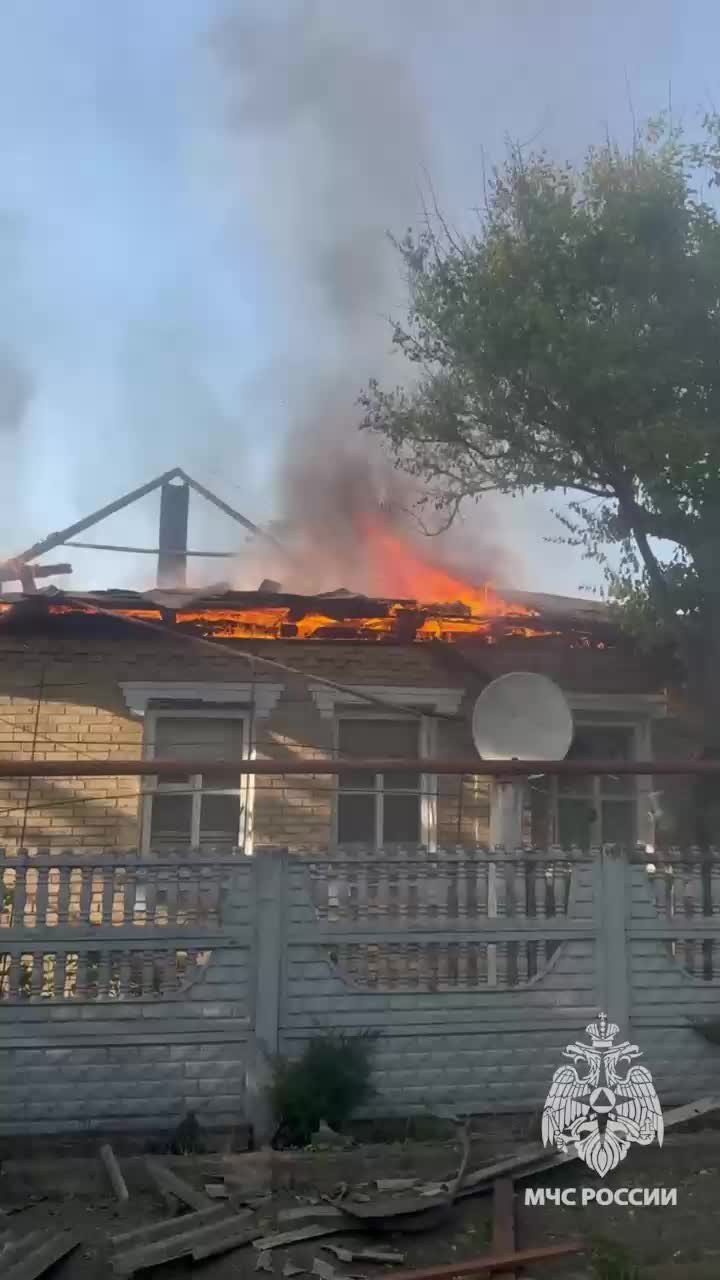 ❗ В Горловке сотрудники ликвидировали пожар из-за атаки БПЛА