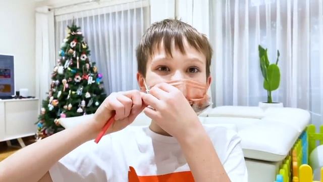 Мистер Макс • Mister Max - Макс и Катя играют в полицейской машине