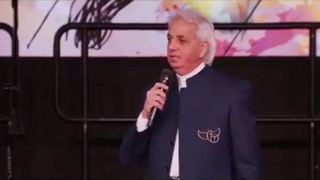 Специальная Презентация - Образ Иисуса...Бенни Хинн...