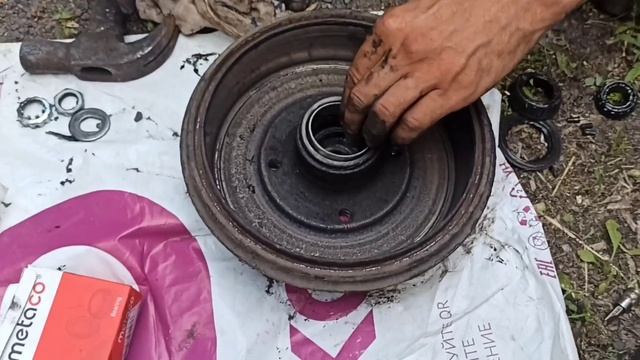 Отрыв щетки генератора, замена подшипника задней ступицы Шевроле Ланос