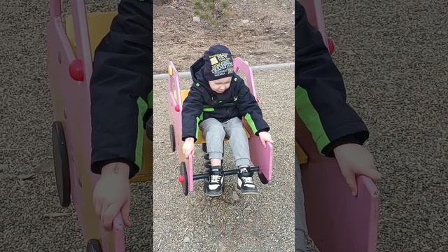 Кирилл на детской площадки 🫶🫶🫶