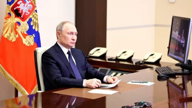 Путин освободил от должности замминистра МЧС Илью Денисова.