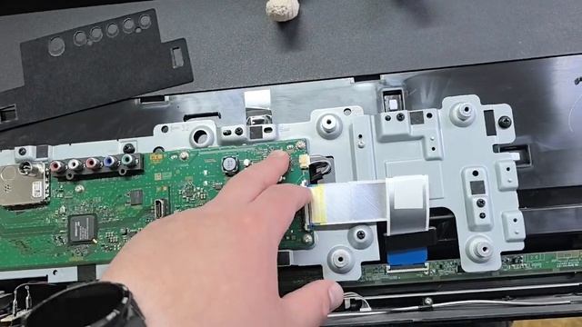 ТЕЛЕВИЗОР СЛОМАН? А ЕСЛИ ЭТО ПОДСВЕТКА?  Разгадали СЕКРЕТ SONY!
