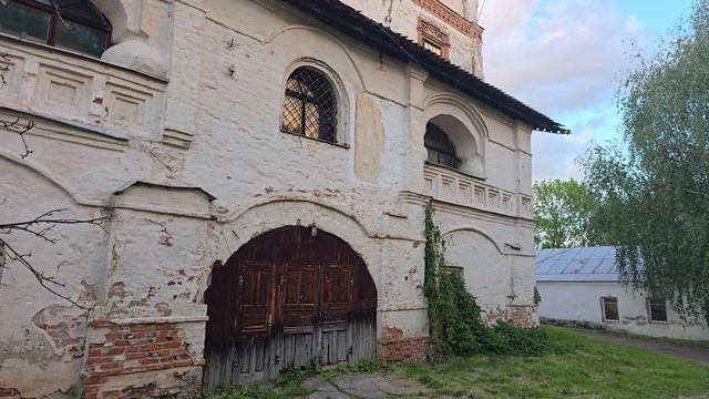 Знаменский собор

Православный храм  в Великом Новгороде. Место съёмок 🎬 фильма 🎞️ «Огниво»