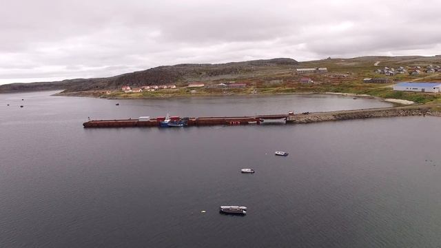красивый пролет над бухтой в Дальние Зеленцы