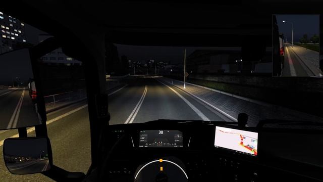 ETS2 Слушаем музыку в дороге