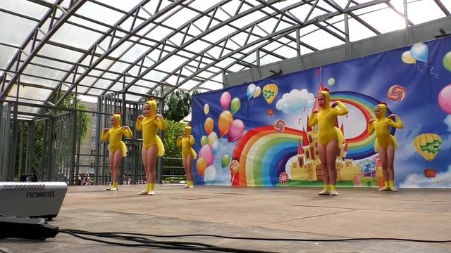 ОСК ансамбль танца "Улыбка" г. Тихвин - Цыплята
