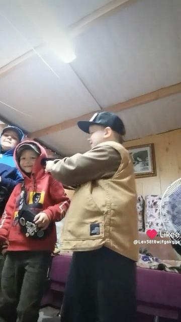 Like_7512085582189227181.mp4