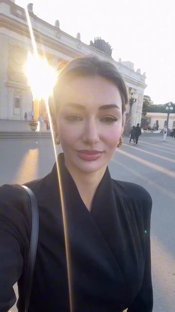 Совсем не идеальный рилс, уставшая я, но в нем столько силы, глубины и настоящности...