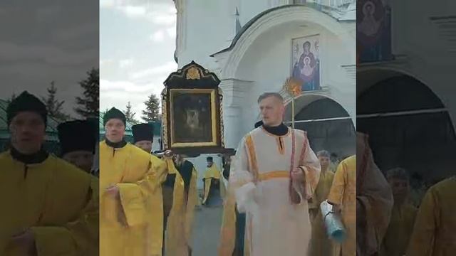 Великорецкий крестный ход: Пример веры и единства