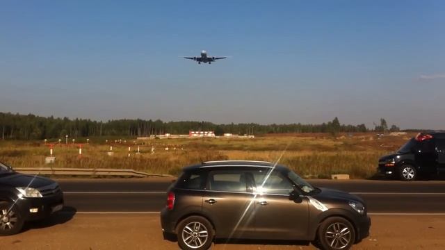 Самолет садится