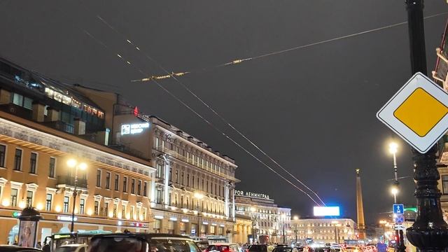 идем до начала прогулки по Невскому проспекту#прогулк