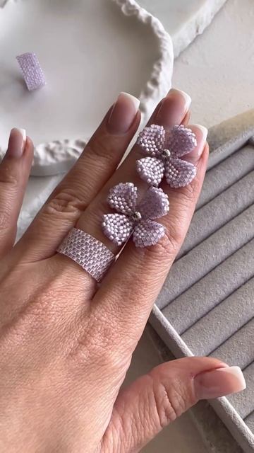 Покажу новый заказ с серьгами цветами 🌸
