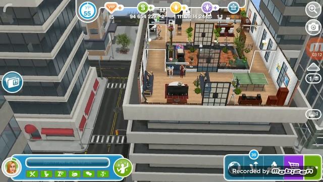 Sims FreePlay/Маленький щеночек/#5 переезд и день рождения