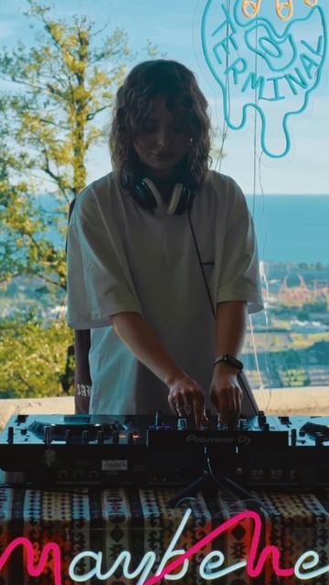 Сет уже на канале! Поддержка приветствуется!❣️

#djset #deephouse #dj