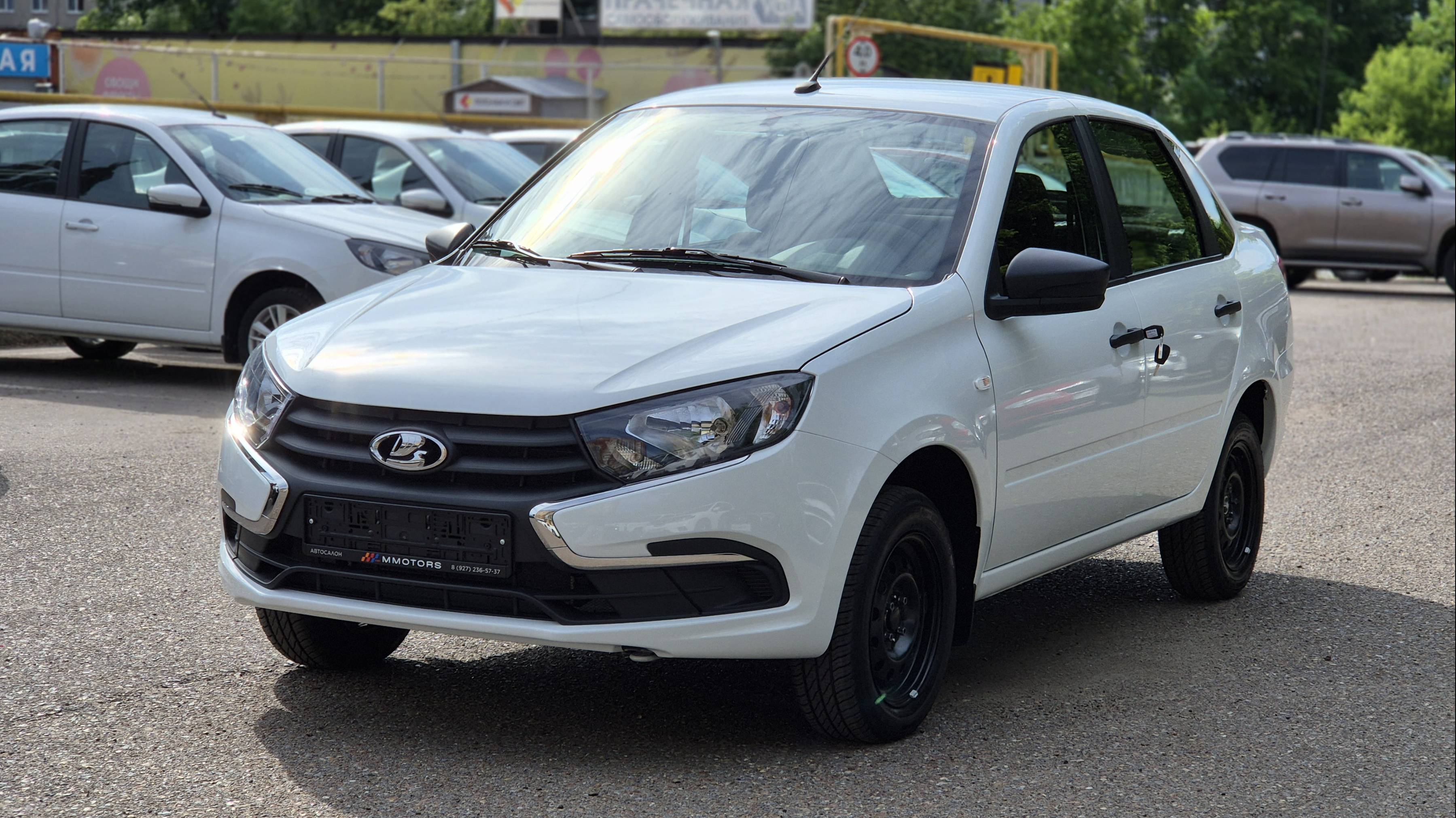 Lada Granta, 2025 год, компл. Standart, цена - 849.000, в наличии в г. Уфа, автосалон MMotors