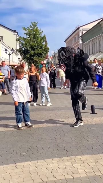 TUZELITY SHUFFLE LITTLE BOY TEACH ME !! NEON ASTRONOMIA