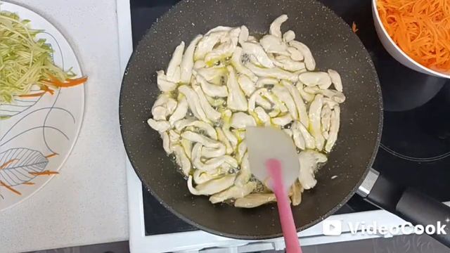 " Рисовая лапша " с курицей, овощами и соусом терияки 😋