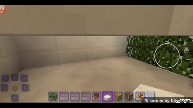 играем в Майнкрафт строим мебель в дом