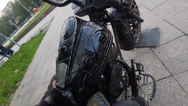 ЛЮБИМЫЙ НИЖНИВАРТОВСК мотоцикл возли грин парка #automobi