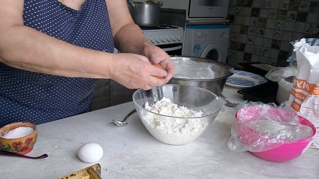 вкусно из творога. Петя сеет.