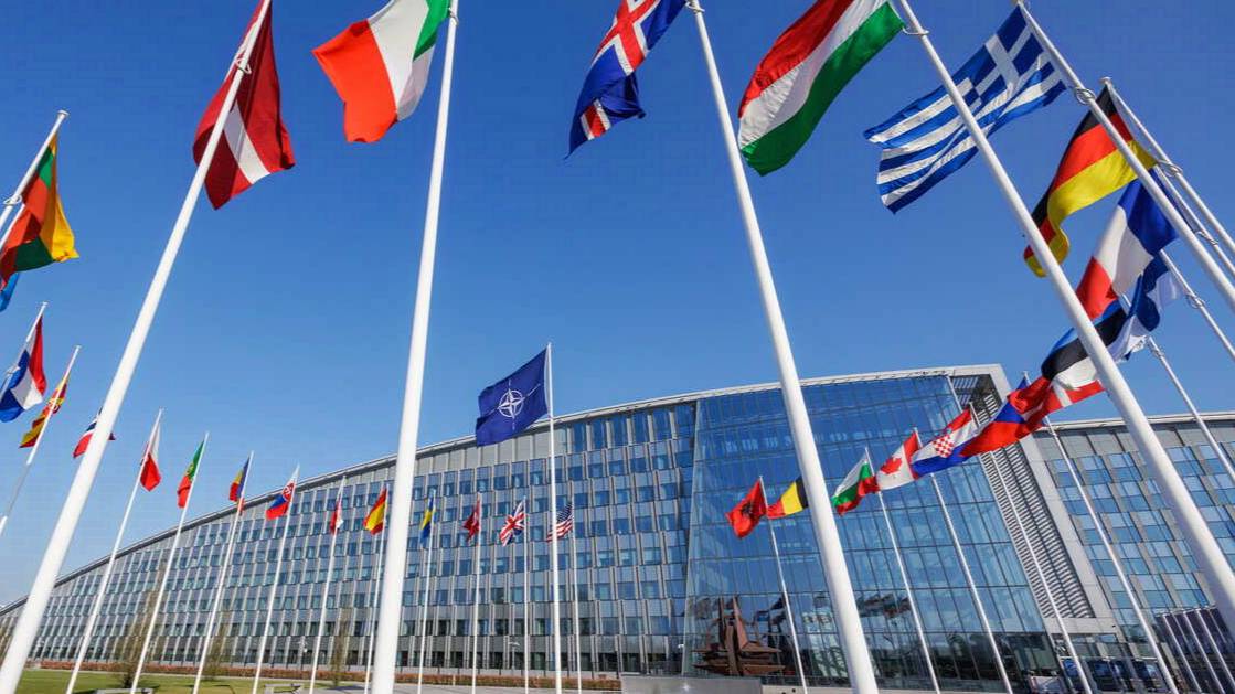 Euractiv: страны НАТО будут учитывать помощь Украине в новых расходах на оборону