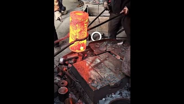 Горячая ковка Прошивка отверстия