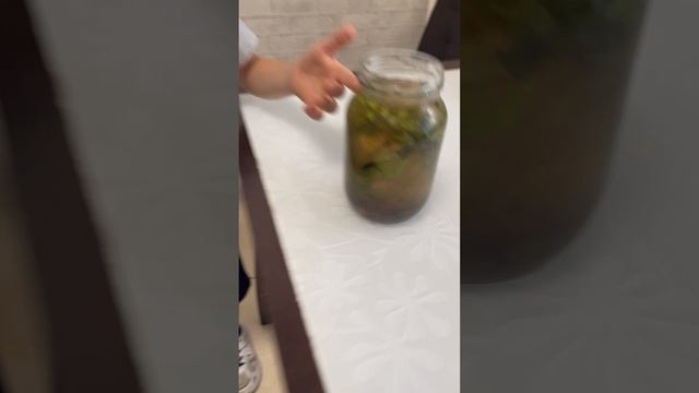 Съедобные улитки вылупившиеся из икры улиток