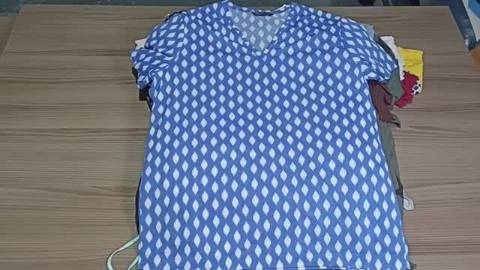 Лот 2958 Футболки Англия Крем мж 55 ед.7,3 кг 1190₽_ кг