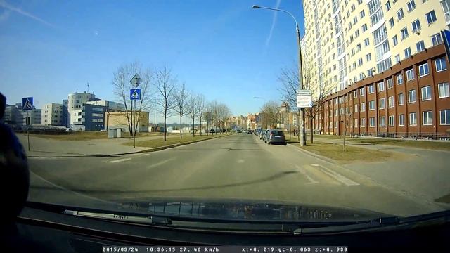 Двухканальный видеорегистратор Safego , солнечно