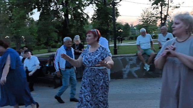 Сиреневый рай... 01.06.25...