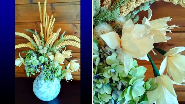 Цветы из листьев початков кукурузы в букетах .Craft from corn