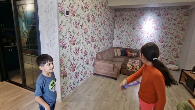 Обучаю Адель и за одно Рида