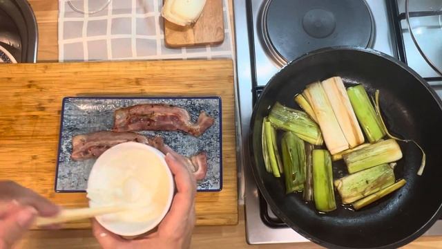 Лук порей в сметане. Оригинально,вкусно, быстро и поле?
