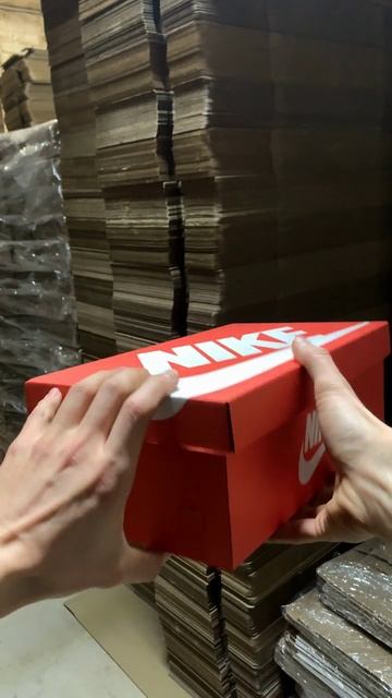 Коробка Nike