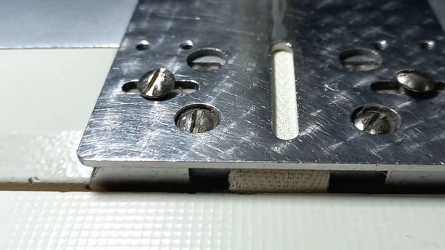 Приспособление для пришивания тесьмы и втяжек. Как эт?