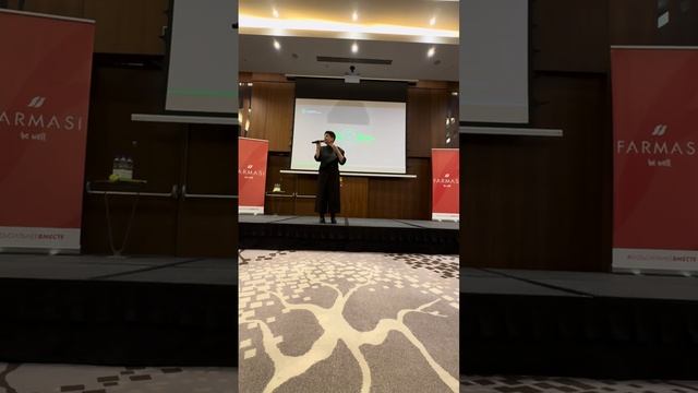 Саша Снегина - тренинг по речевому имиджу для команды Farmasi
