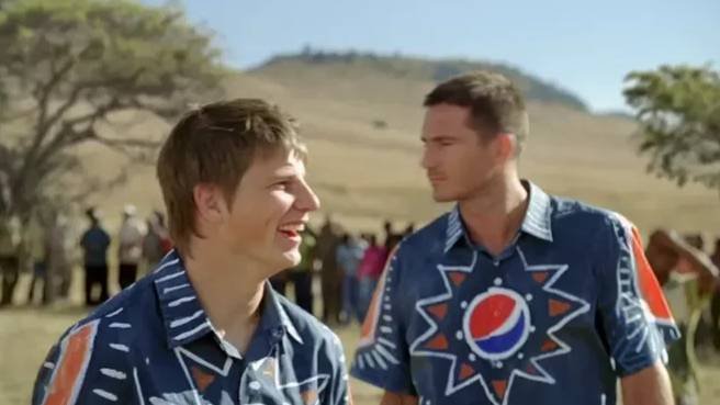 Pepsi Commercial World Cup 2010 Messi Henry Arshavin Drogba Lampard Kaka