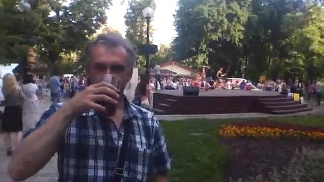 Квас, Глаз и Голуби