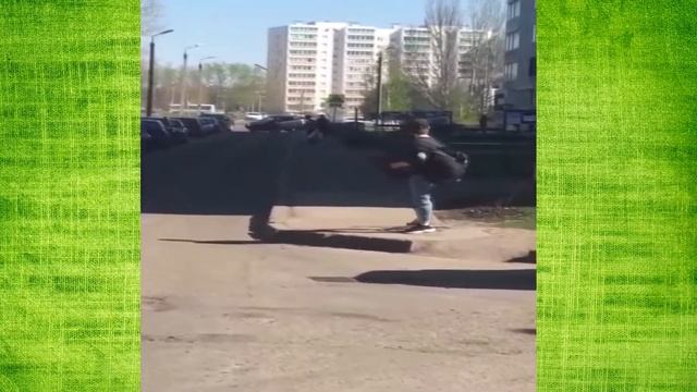 Пьяный водитель устроил гонки во дворе. Полиция пойма?