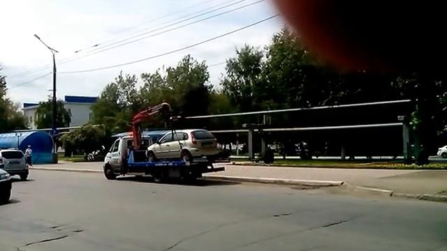 Сотрудник ГИБДД нарушил ПДД
