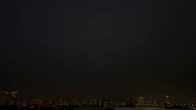 ⛈️Сильные ливни с грозами обрушатся в пятницу и субботу на Москву⛈️