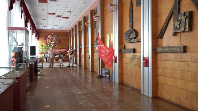Страницы Победы: песню "Маки" исполняет творческий коллектив "Ветер в голове"