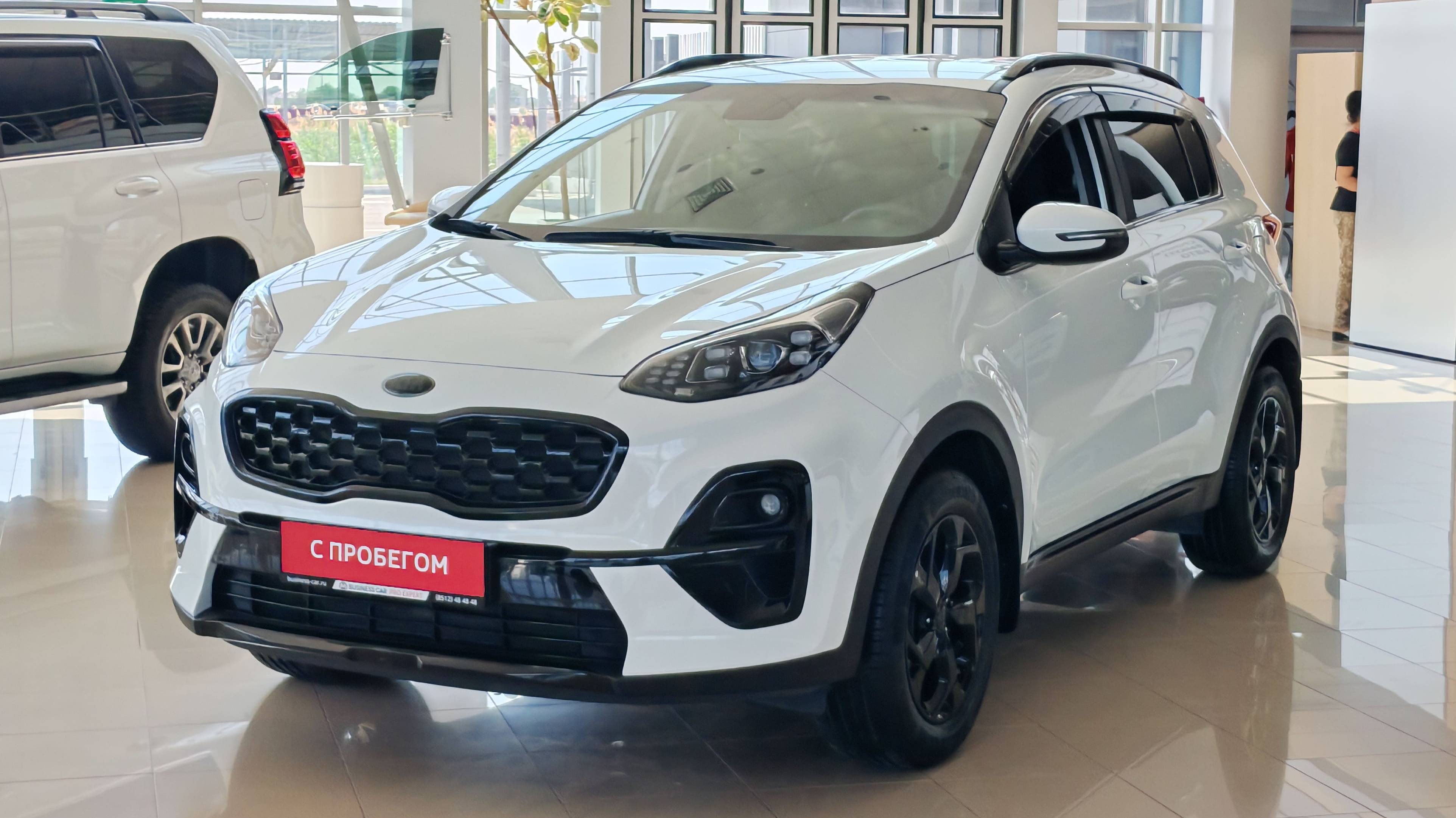 Kia Sportage +7 (8512) 48-48-48